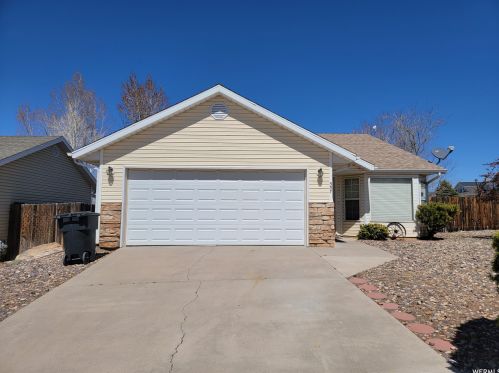 357 2100 North Cir, Cedar City, UT 84721-9386