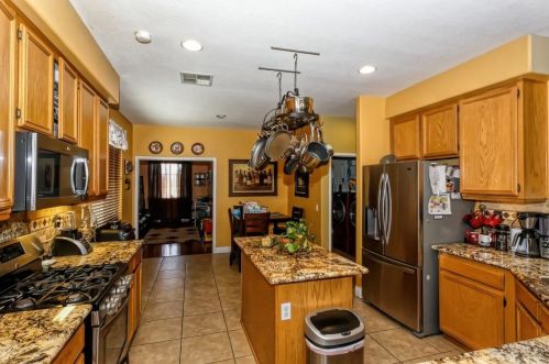 14643 Delicious St, El Mirage, CA 92301-4257