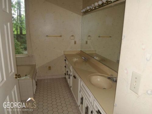 4795 Hardy Mcmanus Rd, Evans GA  30809-5203 exterior