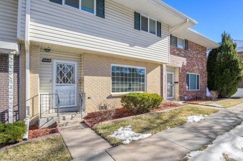 3910 Yosemite St, Denver, CO 80237-1925