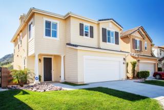 3868 Lake Circle Dr, Fallbrook, CA 92028-7872
