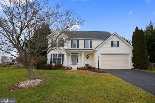 49 Pebble Beach Cir, Charles Town WV  25414-4061 exterior