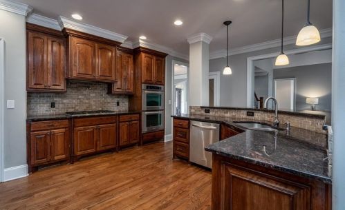 2212 Meadowvale Dr, Atlanta GA  30345-3543 exterior