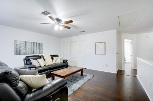 11217 Blairview Ln, Austin TX  78748-3964 exterior