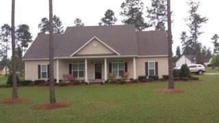 570 Crosswinds Dr, Douglas, GA 31535-2357
