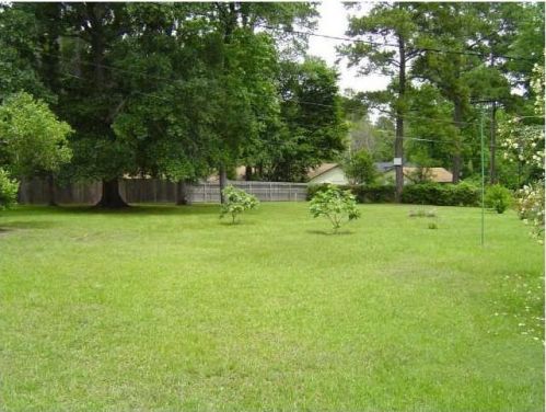 3614 Davis St, Conroe TX  77304-1834 exterior