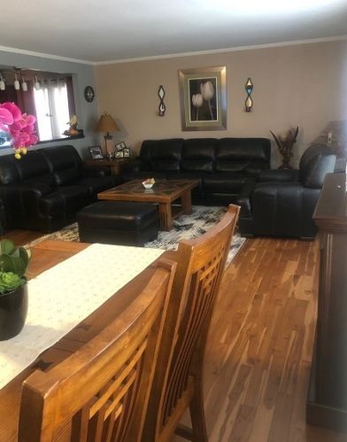 16714 Lakewood Dr, Tinley Park, IL 60477-1936