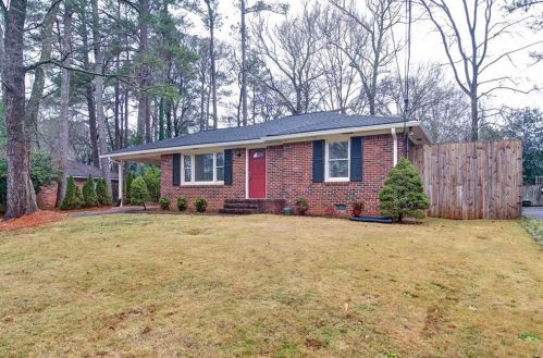 2213 Rockwood Dr, Marietta, GA 30067-7003