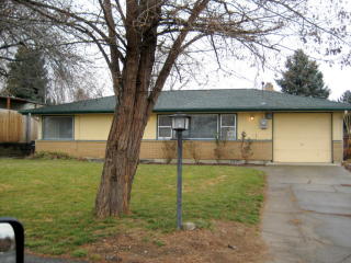 405 Del Mar Ter, Yakima, WA 98902-3623
