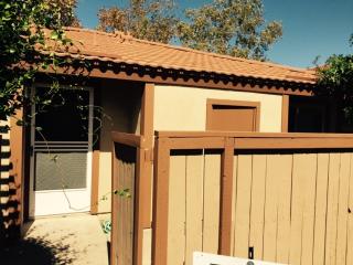 2225 Cranberry Rd, Tustin, CA 92780-6827