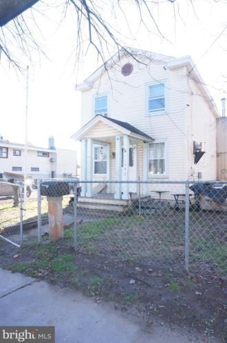 1547 Clinton Ave, Trenton, NJ 08610-6211