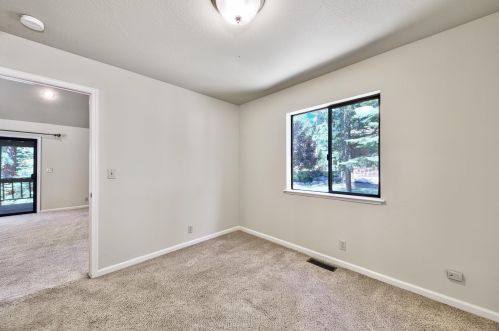 10704 Jeffrey Way, Truckee CA  96161-2520 exterior