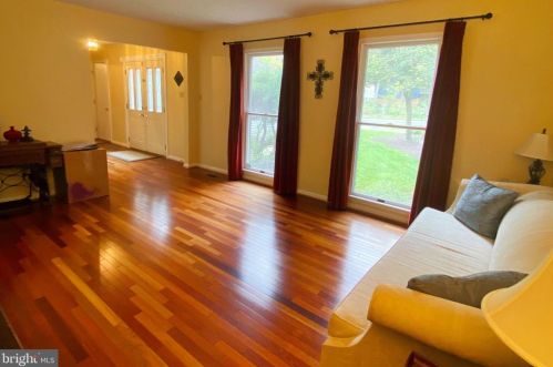 232 Lower Magothy Beach Rd, Severna Park MD  21146-2122 exterior