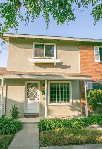 11958 Gloxinia Ave, Santa Ana, CA 92708-1216