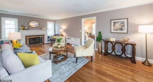 32 Riverview Dr, Montclair, NJ 07043-2607
