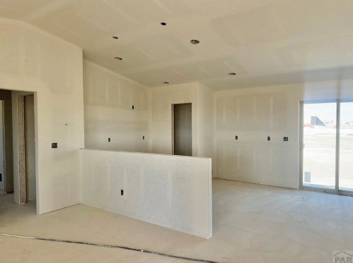 509 Chaunsey Dr, Pueblo, CO 81007-1322