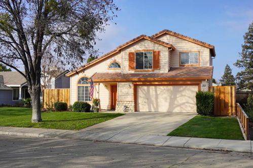 1457 Jonathan Pl, Tracy, CA 95377-8216