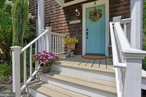 5 Old Nursery Rd, Princeton, NJ 08540-9651