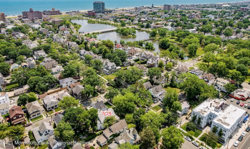 703 6 Ave, Tinton Falls NJ 07712-5348 exterior