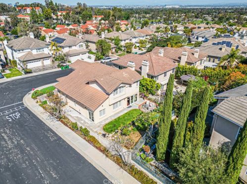 32 Trinity, Irvine CA  92612-3271 exterior