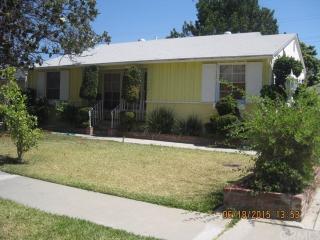 1124 Elm Ave, Fullerton CA  92831-5023 exterior