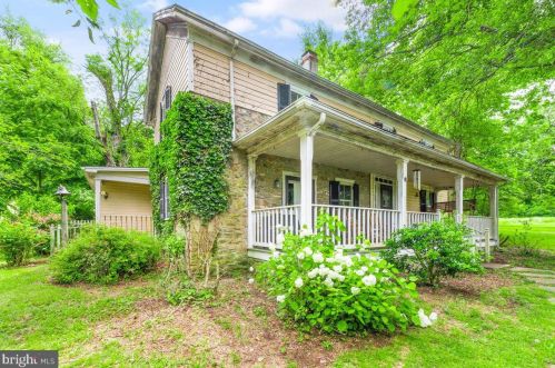 5519 Hopewell Rd, The Plains, VA 20198-2318