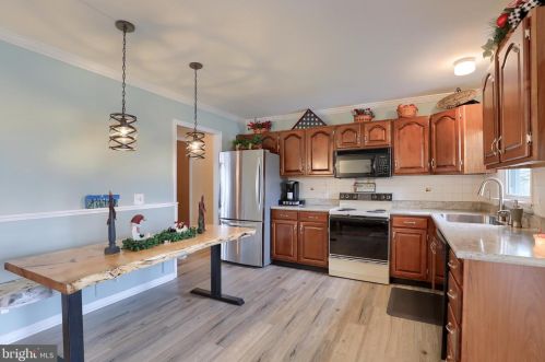 15 Rosewood Dr, Lancaster PA  17603-9329 exterior