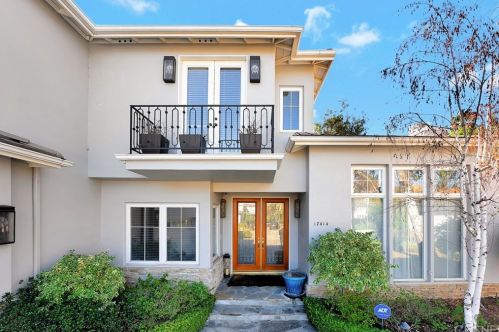 17414 Oak Creek Ct, Van Nuys, CA 91316-2500