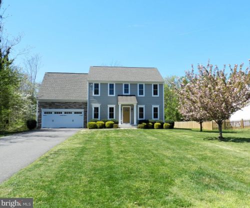 100 Mountain Ave, Fredericksburg, VA 22405-2722