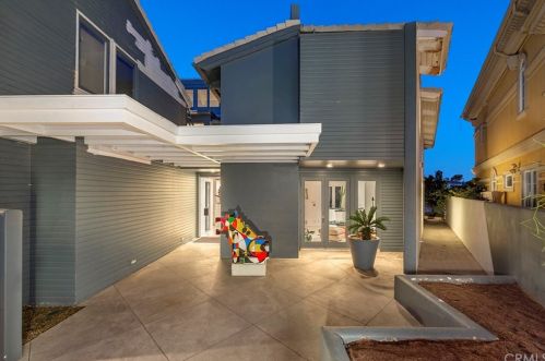 16732 Wanderer Ln, Huntington Beach, CA 92649-2147