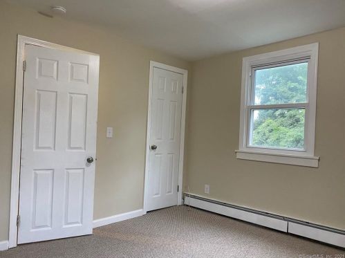 15 Saville St, Windsor CT  06095-4450 exterior