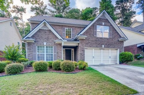 4253 Pond Edge Rd, Lithonia, GA 30039-3970