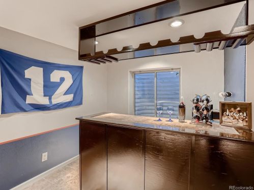 16245 Phillips Dr, Englewood CO 80112-4603 exterior