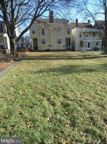 320 Middle St, Hanover PA 17331-3746 exterior