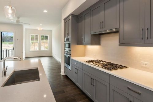 1044 Culpepper St, Atlanta, GA 30318-4104