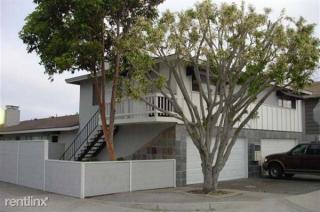 7732 Cypress Dr, Huntington Beach CA  92647-5885 exterior