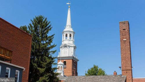 121 Vine St, Lancaster PA  17602-3517 exterior