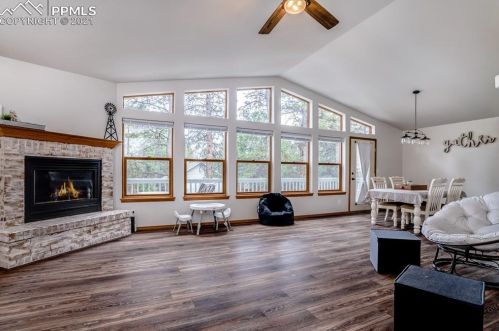 1148 Frst Hl Rd, Woodland Park CO 80863-1219 exterior