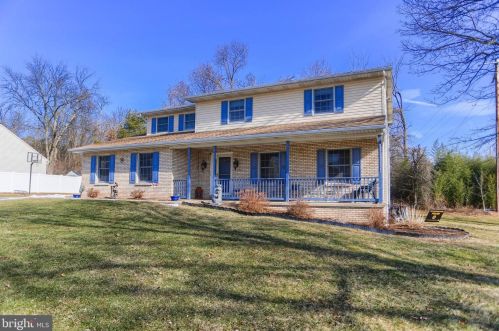 132 Cranbrook Dr, York, PA 17315-1237