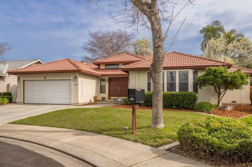 1404 Seneca Pl, Modesto, CA 95358-1367
