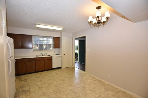 1837 Coronado Hills Dr, Austin TX  78752-2116 exterior
