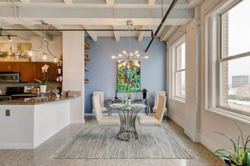 221 Lancaster Ave, Fort Worth TX  11003-6604 exterior