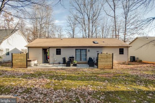 606 Mt Pleasant Dr, Locust Grove VA  22508-5112 exterior
