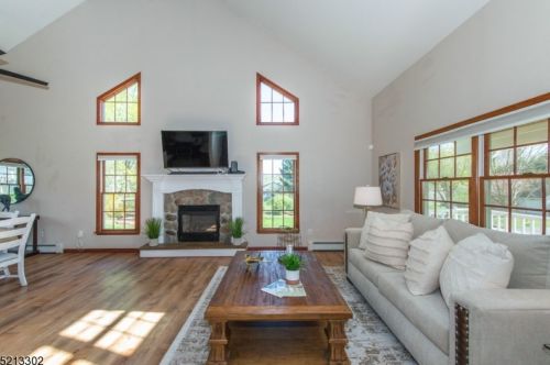 101 Charles St, Hackettstown NJ  07840-1209 exterior