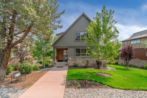 244 Volunteer Park Ln, Eagle Crest, OR 97756-7155