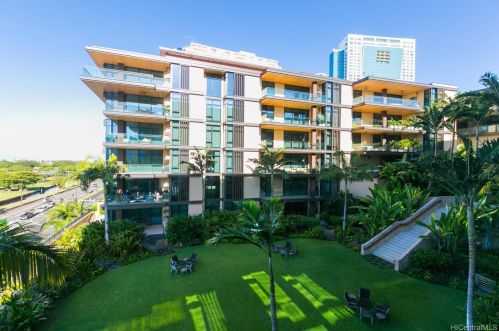 1388 Ala Moana Blvd, Honolulu HI  96814 exterior