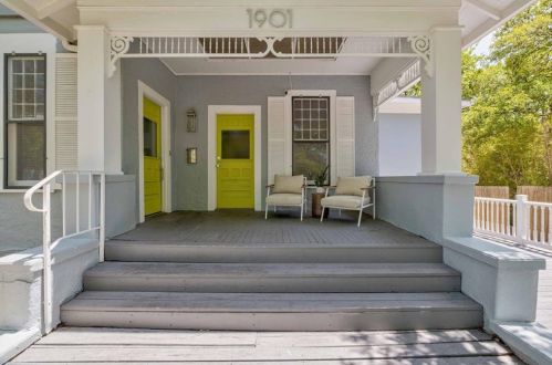 1901 David St, Austin TX  78705-5311 exterior