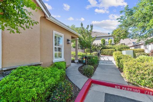3802 Park Dr, Folsom, CA 95762-4556