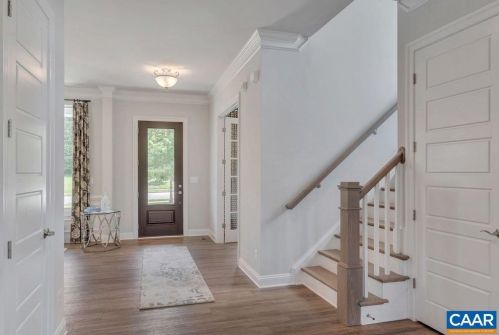 5925 Westhall Dr, Crozet, VA 22932