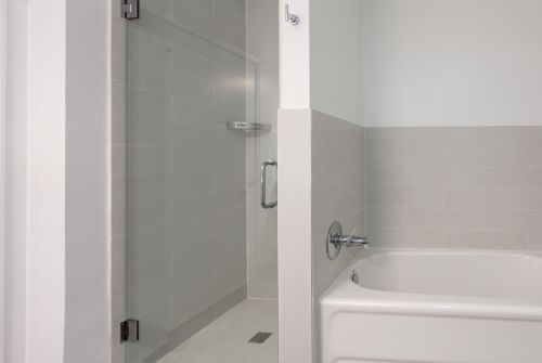 320 21st St, Chicago IL  60616-1402 exterior
